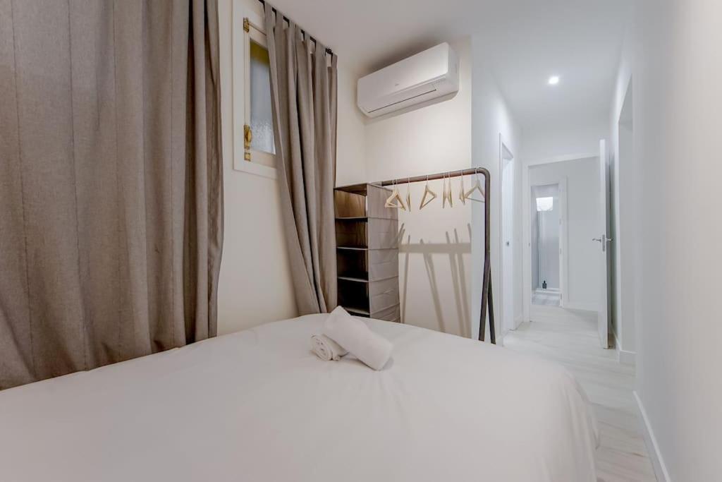 Modern Apt Para 6Px En La Plaza De Tirso De Molina Мадрид Экстерьер фото